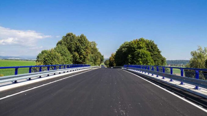 Zrekonstruovaná silnice