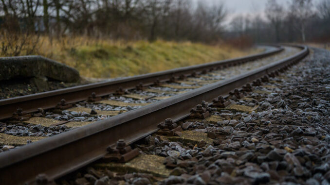 Železniční trať, koleje